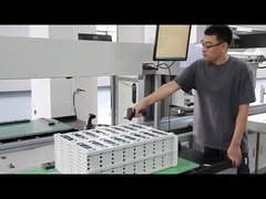 De muur zette Zonnebatterij op